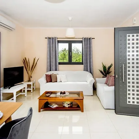 Apartment Aella *