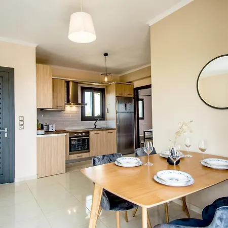 Aella Apartment *
