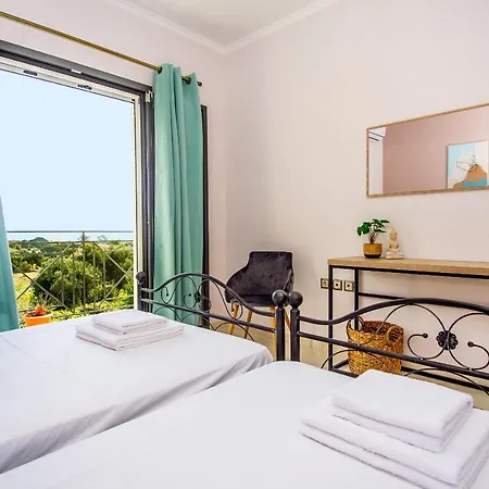 Apartment Aella *
