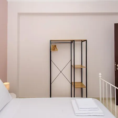 Aella Skala (Kefalonia)